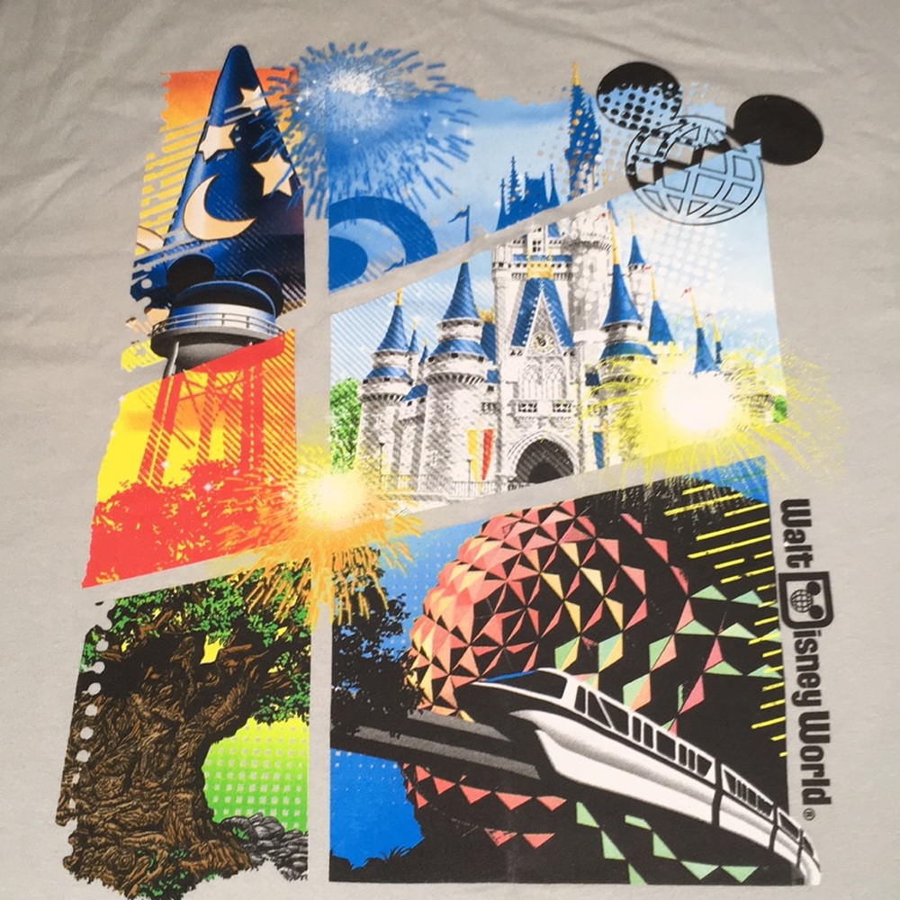 NWOT - DISNEY tee!